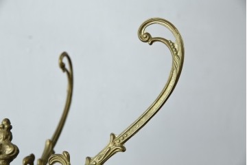 中古　イタリア高級家具　組み立て式　大理石　ヨーロピアンなお部屋の演出にピッタリな真鍮製のポールハンガー　(R-075440)