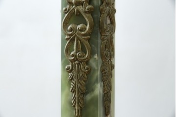 中古　イタリア高級家具　組み立て式　大理石　ヨーロピアンなお部屋の演出にピッタリな真鍮製のポールハンガー　(R-075440)