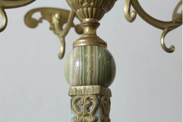 中古　イタリア高級家具　組み立て式　大理石　ヨーロピアンなお部屋の演出にピッタリな真鍮製のポールハンガー(ホールハンガー、コートハンガー、帽子掛け、店舗什器)(R-075440)