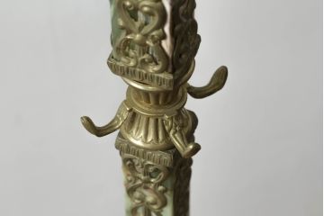 中古　イタリア高級家具　組み立て式　大理石　ヨーロピアンなお部屋の演出にピッタリな真鍮製のポールハンガー(ホールハンガー、コートハンガー、帽子掛け、店舗什器)(R-075440)