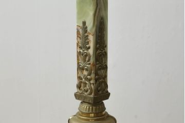 中古　イタリア高級家具　組み立て式　大理石　ヨーロピアンなお部屋の演出にピッタリな真鍮製のポールハンガー(ホールハンガー、コートハンガー、帽子掛け、店舗什器)(R-075440)