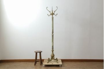中古　イタリア高級家具　組み立て式　大理石　ヨーロピアンなお部屋の演出にピッタリな真鍮製のポールハンガー(ホールハンガー、コートハンガー、帽子掛け、店舗什器)(R-075440)