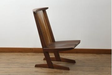 ヴィンテージ　小田急ハルク購入　ジョージナカシマ　桜製作所　コノイドラウンジ(CONOID LOUNGE)　CN110　モダンに洗練されたラウンジチェア(ジョージ・ナカシマ、イス、椅子、板座チェア、ビンテージ)(R-075441)