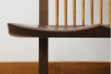 ヴィンテージ　小田急ハルク購入　ジョージナカシマ　桜製作所　コノイドラウンジ(CONOID LOUNGE)　CN110　モダンに洗練されたラウンジチェア(ジョージ・ナカシマ、イス、椅子、板座チェア、ビンテージ)(R-075441)