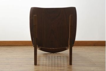 ヴィンテージ　小田急ハルク購入　ジョージナカシマ　桜製作所　コノイドラウンジ(CONOID LOUNGE)　CN110　モダンに洗練されたラウンジチェア(ジョージ・ナカシマ、イス、椅子、板座チェア、ビンテージ)(R-075441)