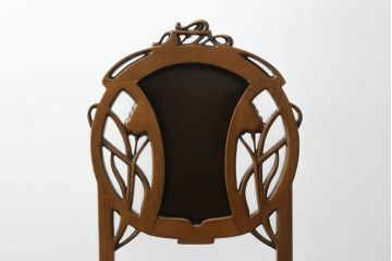 中古　イタリア高級家具　メデア(Medea)　クラシカルなデザインと花の意匠が素敵なチェア(一人掛け、ダイニングチェア、椅子、イス)(定価約40万円)(R-075450)