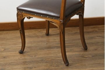 中古　イタリア高級家具　メデア(Medea)　クラシカルなデザインと花の意匠が素敵なチェア(一人掛け、ダイニングチェア、椅子、イス)(定価約40万円)(R-075450)