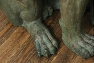 ビンテージ雑貨　ブロンズ　置いてあるだけで存在感がある!堂々とした雰囲気の大きなライオン像(置物、オブジェ、店舗什器、ブロンズ像、獅子、ディスプレイ、ヴィンテージ)(R-075451)