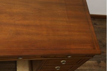 中古　DREXEL HERITAGE(ドレクセルヘリテイジ)　Triune(トライユン)　585-107　高級感溢れる上品な佇まいが美しいオーダー両袖机(プレジデントデスク、ニーホールデスク、ワークデスク、オフィスデスク、在宅用、在宅ワーク用)(定価約140万円)(R-075454)