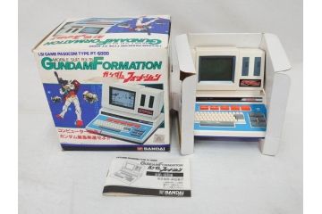 昭和レトロ　当時物　バンダイ　BANDAI　機動戦士ガンダム　フォーメーション　ポータブルゲーム　ゲーム機2点セット(GUNDAM、FORMATION、LSI PASOCOM TYPE PT-6000、PORTABLE GAME、FL MOBILE SUIT、RX-78、モビルスーツ、箱付き)(R-075473)