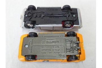 当時物　TOMICA トミカ　DANDY ダンディ　自動車　ミニカー　まとめて19点セット(玩具、おもちゃ、オモチャ、消防車、タンクローリー、Shell、はとバス、キャンピングカー、トラック、清掃事業、NHK、TOYOTA、トヨタ、HINO、ISUZU、MITSUBISHI、三菱)(R-075475)