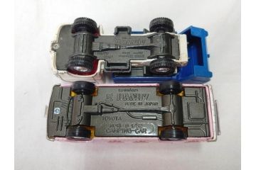 当時物　TOMICA トミカ　DANDY ダンディ　自動車　ミニカー　まとめて19点セット(玩具、おもちゃ、オモチャ、消防車、タンクローリー、Shell、はとバス、キャンピングカー、トラック、清掃事業、NHK、TOYOTA、トヨタ、HINO、ISUZU、MITSUBISHI、三菱)(R-075475)