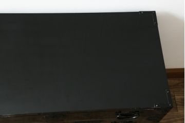 和製ビンテージ　希少デザイン!!　手打ち金具　艶やかな黒漆塗りが美しい小振りな岩谷堂箪笥(衣装タンス、収納箪笥、引き出し、チェスト、ヴィンテージ)(R-075489)