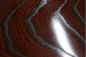 中古　美品　四国・高松　飛鳥民芸家具　深い色味と美しい木目が魅力的な車箪笥(衣装箪笥、収納箪笥、整理箪笥、和箪笥、引き出し)(R-075490)