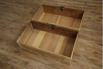 和製アンティーク　上手物!!　美品!!　前面欅(ケヤキ)材　美しい玉杢が楽しめる米沢箪笥ローチェスト　(R-075494)