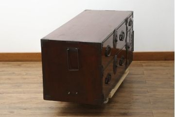 和製アンティーク　上手物!!　美品!!　前面欅(ケヤキ)材　玉杢　杢目の美しい米沢箪笥ローボード(和たんす、時代箪笥、収納タンス、テレビ台、テレビボード、ローチェスト、引き出し)(R-075494)
