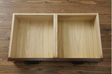 中古　美品　上質な和の空間を演出する水屋箪笥(食器棚、茶箪笥、戸棚、収納棚、キャビネット)(R-075498)