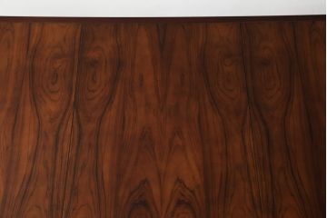 和製ビンテージ　天童木工(Tendo)　希少な廃版品　BRASILEIRA(ブラジレイラ)シリーズ　ローズウッド　シンプルなデザインで取り入れやすい天板伸長式ダイニングテーブル(エクステンションテーブル、食卓、　4人掛け、6人掛け、ヴィンテージ)(R-075499)