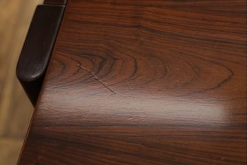和製ビンテージ　天童木工(Tendo)　希少な廃版品　BRASILEIRA(ブラジレイラ)シリーズ　ローズウッド　シンプルなデザインで取り入れやすい天板伸長式ダイニングテーブル(エクステンションテーブル、食卓、　4人掛け、6人掛け、ヴィンテージ)(R-075499)