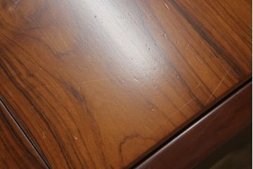 和製ビンテージ　天童木工(Tendo)　希少な廃版品　BRASILEIRA(ブラジレイラ)シリーズ　ローズウッド　シンプルなデザインで取り入れやすい天板伸長式ダイニングテーブル(エクステンションテーブル、食卓、　4人掛け、6人掛け、ヴィンテージ)(R-075499)
