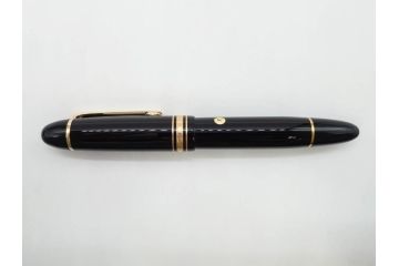 ドイツ　MONTBLANC　モンブラン　マイスターシュテュック　149　14C　585　F　万年筆(MEISTERSTUCK、筆記具、文具、箱付き)(R-075524)