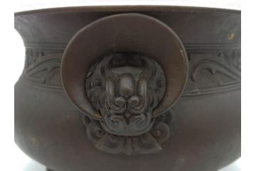 明治期　大明宣徳年製　鳳凰　紋双龍耳　古銅　重厚感ある佇まいと洗練されたデザインが素敵な火鉢(手あぶり、鉢カバー)(R-075526)