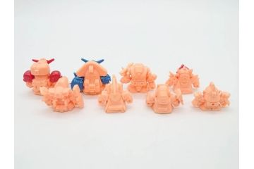 昭和レトロ　当時物　BANDAI　バンダイ　SDガンダム　F・Bコレクション　武器　パーツ　ガン消しなどまとめて129個セット(GUNDAM、消しゴム、ガシャポン、フィギュア、おもちゃ、オモチャ、玩具)(R-075527)