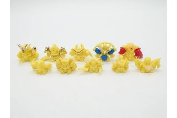 昭和レトロ　当時物　BANDAI　バンダイ　SDガンダム　F・Bコレクション　武器　パーツ　ガン消しなどまとめて129個セット(GUNDAM、消しゴム、ガシャポン、フィギュア、おもちゃ、オモチャ、玩具)(R-075527)