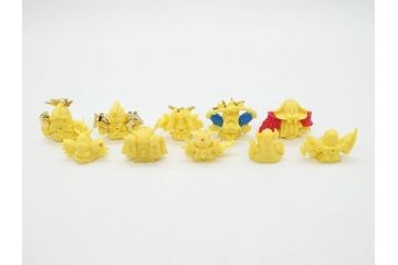 昭和レトロ　当時物　BANDAI　バンダイ　SDガンダム　F・Bコレクション　武器　パーツ　ガン消しなどまとめて129個セット(GUNDAM、消しゴム、ガシャポン、フィギュア、おもちゃ、オモチャ、玩具)(R-075527)