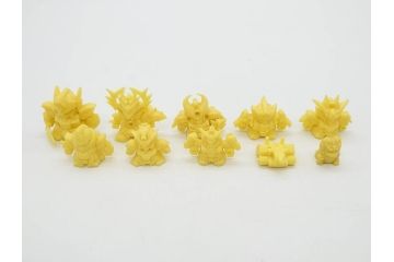 昭和レトロ　当時物　BANDAI　バンダイ　SDガンダム　F・Bコレクション　武器　パーツ　ガン消しなどまとめて129個セット(GUNDAM、消しゴム、ガシャポン、フィギュア、おもちゃ、オモチャ、玩具)(R-075527)