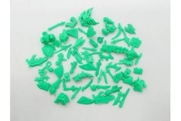 昭和レトロ　当時物　BANDAI　バンダイ　SDガンダム　F・Bコレクション　武器　パーツ　ガン消しなどまとめて129個セット(GUNDAM、消しゴム、ガシャポン、フィギュア、おもちゃ、オモチャ、玩具)(R-075527)
