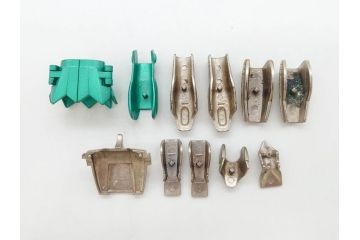 当時物　BANDAI　バンダイ　聖闘士星矢　セイントセイヤ　SAINT SEIYA　聖衣(クロス)　ペガサスクロス　サジタリアスクロス　ライブラクロス　ランドセイントクロス　ドラゴンクロス　アルファローブ　シードラゴンスケイル　スカイセイントクロス　フィギュア　おもちゃなどまとめてセット(日本漫画、玩具、オモチャ、人形)(R-075529)