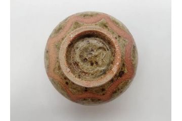Gerd Knapper　ゲルト クナッパー　細やかな意匠が施された品のある佇まいが美しい水滴&ぐい呑み(書道具、酒器、和食器、共箱付き)(R-075534)