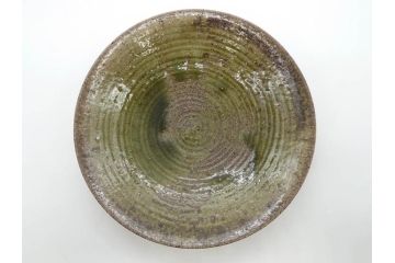 真作　陶芸家　加守田章二　上品な艶と濃淡の色合いが美しい灰釉鉢(和食器、和皿、共箱付き)(R-075535)