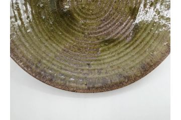 真作　陶芸家　加守田章二　上品な艶と濃淡の色合いが美しい灰釉鉢(和食器、和皿、共箱付き)(R-075535)