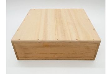 真作　陶芸家　加守田章二　上品な艶と濃淡の色合いが美しい灰釉鉢(和食器、和皿、共箱付き)(R-075535)