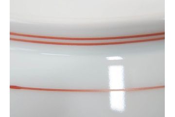 重要無形文化財　人間国宝　十四代　酒井田柿右衛門　錦　牡丹鳥文　約30cm　9.9寸　一つ一つ丁寧に描かれた色絵が美しい額皿(大皿、和皿、飾り皿、和食器、共箱付き、九寸九分)(R-075542)