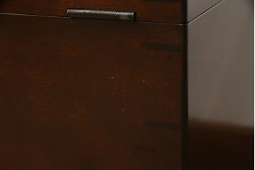 和製ビンテージ　松本民芸家具　シンプルなデザインと落ち着きのある色合いが魅力的な収納付きスツール(椅子、イス、チェア)(R-075548)