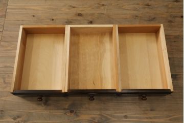 中古　美品　松本民芸家具　A型和タンス　シックな佇まいが魅力的!! 和と洋どちらの空間にも取り入れやすい重ね箪笥(引き出し、チェスト、収納箪笥、衣装箪笥、整理箪笥)(定価約82万円)(R-075555)