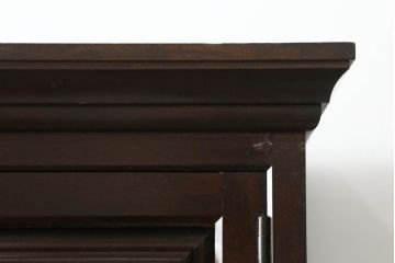 中古　美品　松本民芸家具　脚(台輪)付きリメイク　シックな佇まいが魅力的!! 和と洋どちらの空間にも取り入れやすいローボード(収納棚、戸棚、サイドボード、テレビ台、テレビボード)(R-075558)