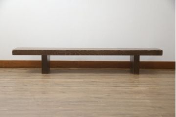 和製アンティーク　重厚!!　ぶ厚い総欅(ケヤキ)材の1枚板が魅力的な作業台(裁ち板、テレビ台、飾り台、ローテーブル、センターテーブル、リビングテーブル)(R-075560)