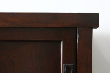 和製アンティーク　前面欅(ケヤキ)材　組子入り　和モダンなお部屋づくりに取り入れたい関東水屋箪笥(食器棚、戸棚、収納棚、キャビネット)(R-075572)