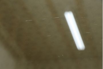 韓国ビンテージ　韓国民芸家具　螺鈿(ラデン)細工　煌びやかで凝った意匠が目を引くキャビネット(飾り棚、収納棚、戸棚、蝶、孔雀、ヴィンテージ)(定価推定約250万円)(R-075575)
