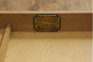 中古　美品　激レアモデル　DREXEL HERITAGE(ドレクセルヘリテイジ)　Covington Park Collection(コヴィントンパークコレクション)　マホガニー材　高級感溢れる佇まいが目を惹くレザートップデスク(テーブル、ワークデスク、平机、机、在宅用、在宅ワーク用)(R-075576)
