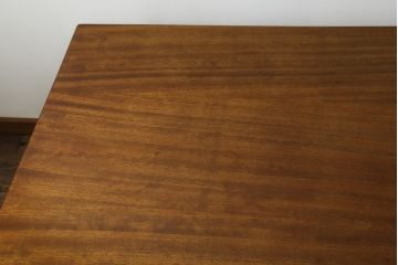 和製ビンテージ　チーク材　北欧スタイルのお部屋作りに活躍するダイニングテーブル(食卓、2人掛け、4人掛け、作業台、ヴィンテージ)(R-075577)