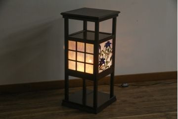 中古　川島政則ステンドグラス工房　幻想的な雰囲気を醸し出す行灯型フロアスタンド照明(スタンドライト、間接照明、行燈)(定価約40万円)(R-075581)