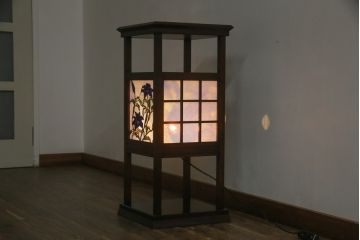 中古　川島政則ステンドグラス工房　幻想的な雰囲気を醸し出す行灯型フロアスタンド照明(スタンドライト、間接照明、行燈)(定価約40万円)(R-075581)