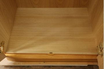 中古　高級品!!　松創(マツソウ)　木匠　稲垣練三郎作　明るい木の色味が空間を彩るワードローブ(洋服タンス、衣裳箪笥、収納棚)(定価約180万円)(R-075584)