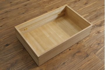 中古　高級品!!　松創(マツソウ)　木匠　稲垣練三郎作　明るい木の色味が空間を彩るワードローブ(洋服タンス、衣裳箪笥、収納棚)(定価約180万円)(R-075584)