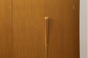 中古　高級品!!　松創(マツソウ)　木匠　稲垣練三郎作　明るい木の色味が空間を彩るワードローブ(洋服タンス、衣裳箪笥、収納棚)(定価約180万円)(R-075584)